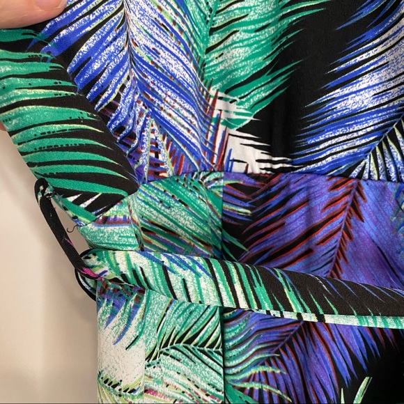 Palm Leaf print jumpsuit. - Picture 11 of 12